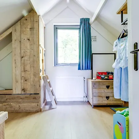 Holiday home 6 - Persoons Het Broeckhuysje 55 Ewijk