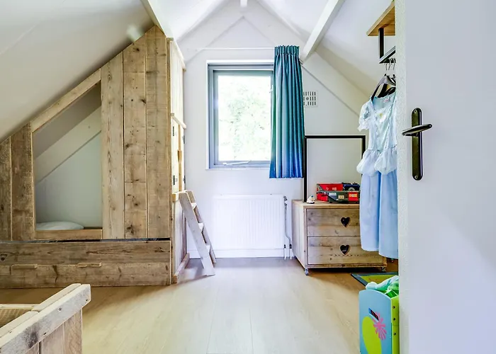 펜션 6 - Persoons Het Broeckhuysje 55 Ewijk