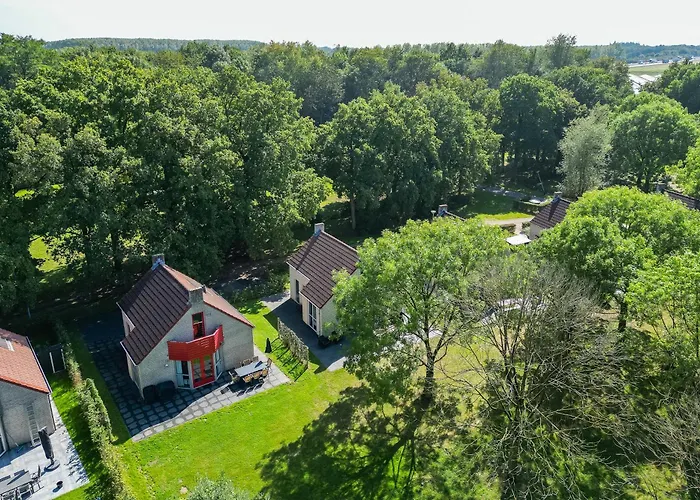 Vakantiehuis 6 - Persoons Het Broeckhuysje Ewijk